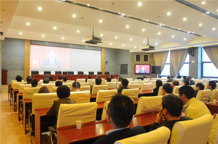 云南CA88集团组织宽大党员干部职工收看党的十九大开幕式实况深受鼓励反映热烈