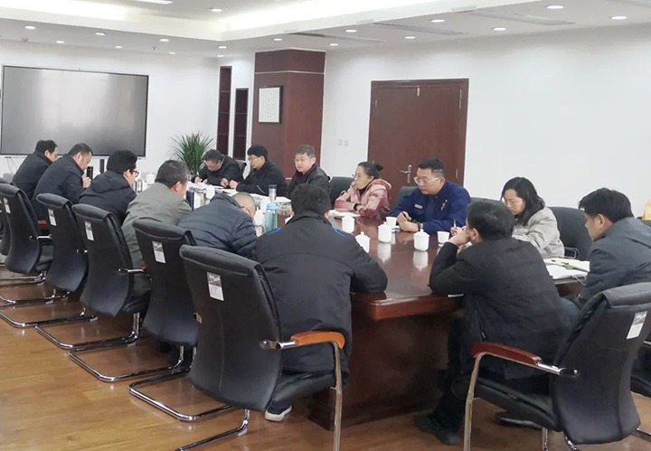 云煤（CA88）集团副总工程师喻翔一行到曲煤焦化公司发展春节前安全消防查抄
