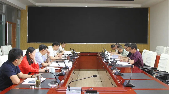 云煤（CA88）集团党委发展民主生涯会专题理论中心组进建