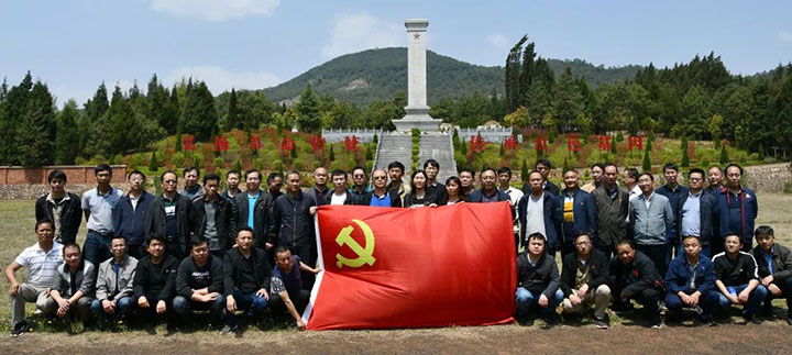 1.jpg 1.jpg