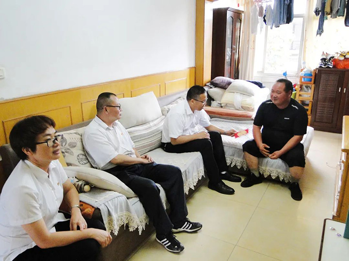 2.jpg 2.jpg