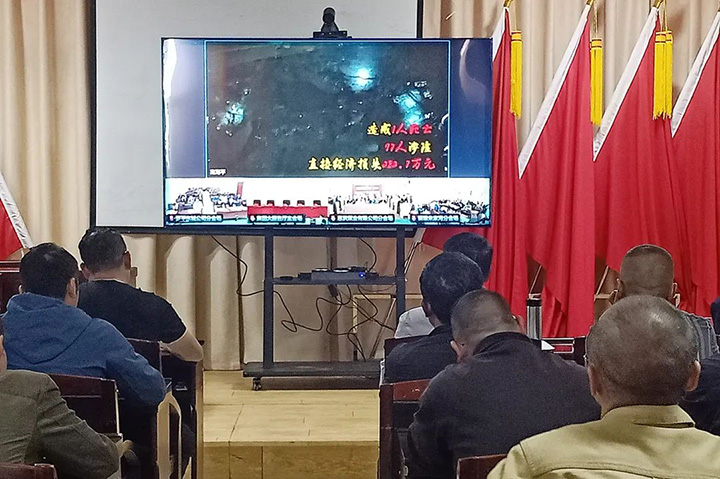 2.jpg 2.jpg