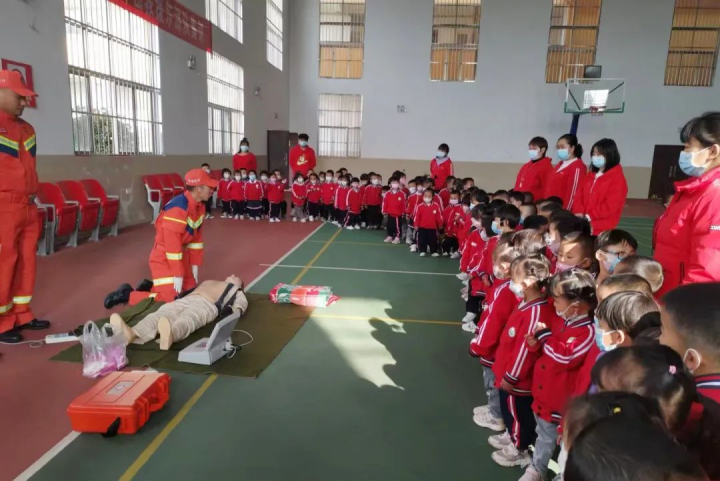 2.jpg 2.jpg