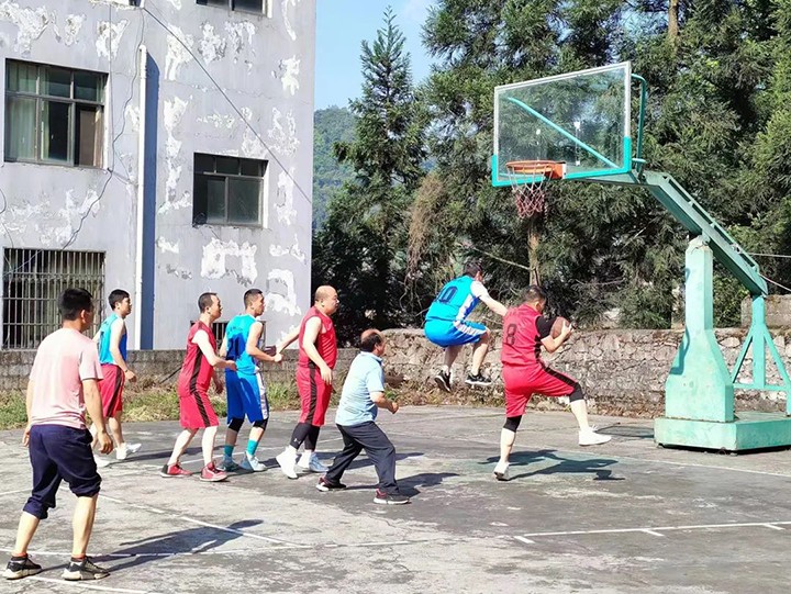 4.jpg 4.jpg
